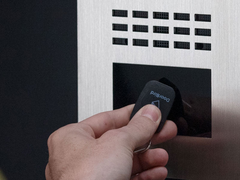 DoorBird D31TDV-V2A, Surface & Flush Mount possible, IP Video Door Station Stainless Steel, 7" Touch Display, For multi-tenant residences and buildings with up to 1000 units