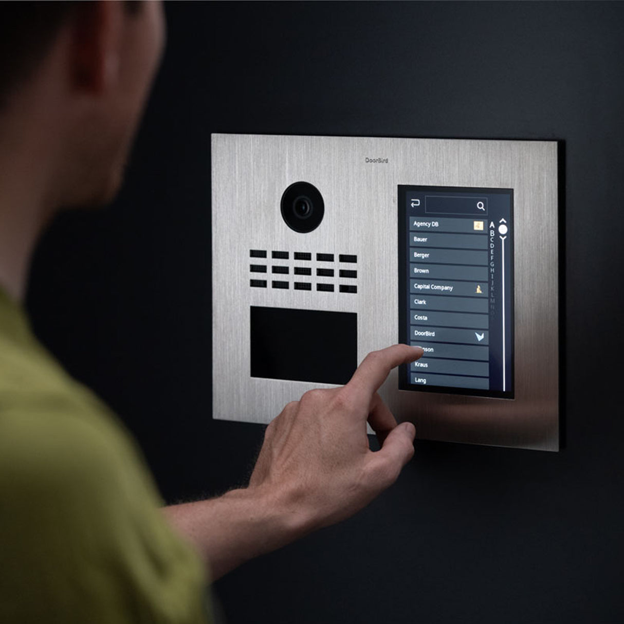 DoorBird D31TDH-V2A,Surface & Flush Mount possible, IP Video Door Station Stainless Steel, 7" Touch Display, For multi-tenant residences and buildings with up to 1000 units