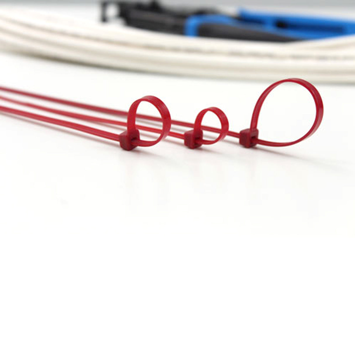 Vertical Cable (8" Cable Ties Plenum) 50lb Tensile, Plenum, 100 Pack, Red UL Listed